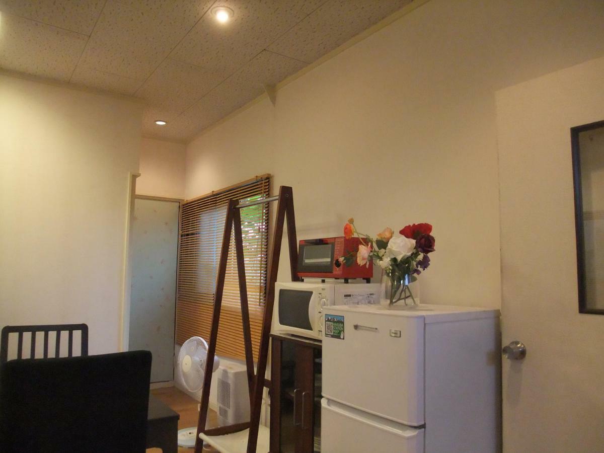 Ikeda Life Apartment *